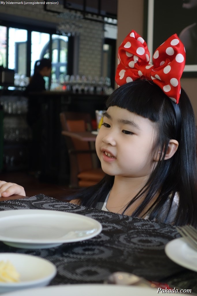 เมื่อไหร่อาหารของหนูจะมาสักทีน้า