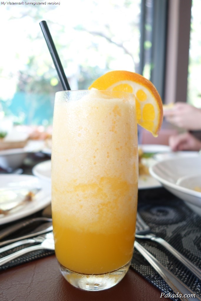 น้ำส้มปั่น 75 บาท